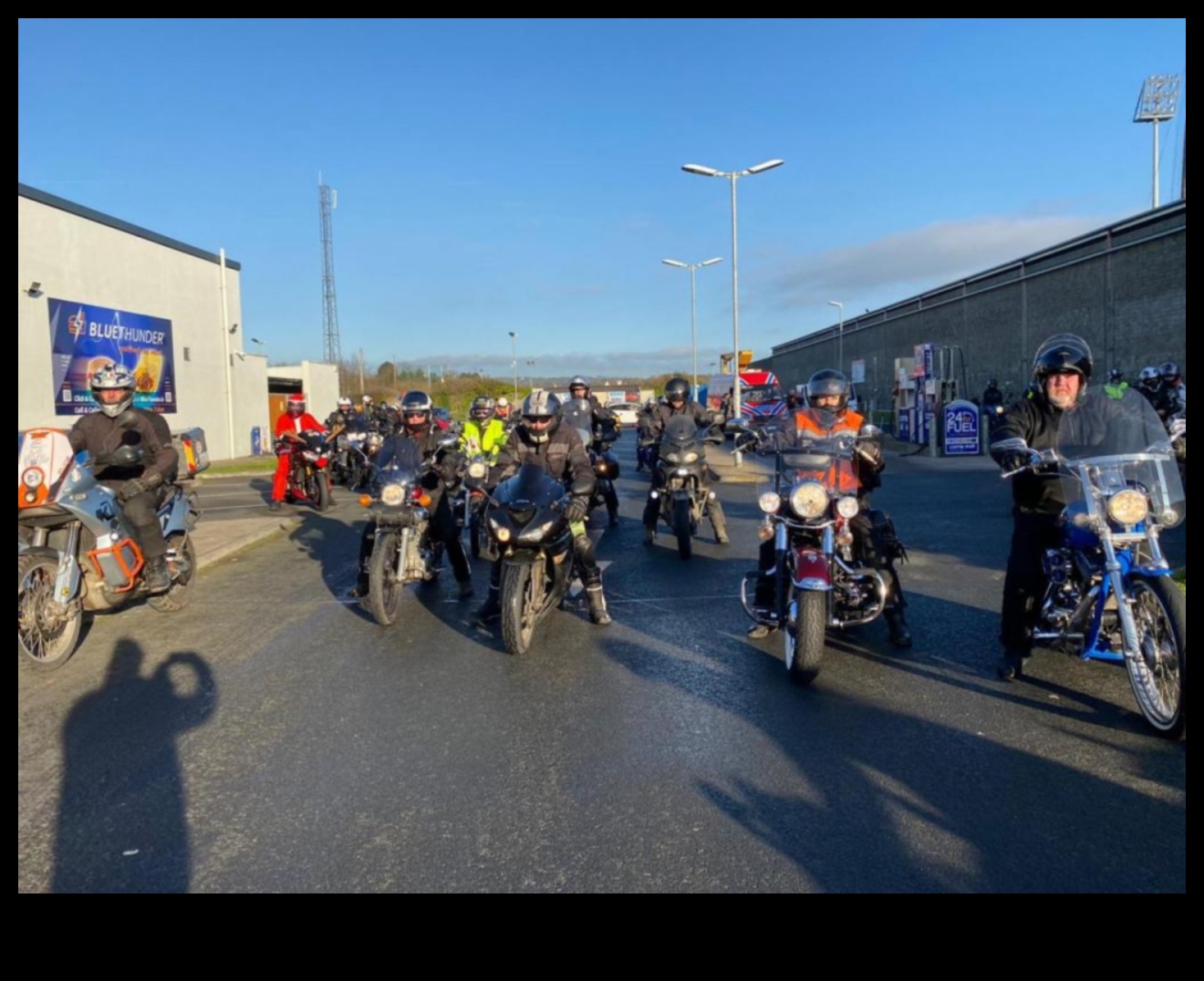Highway Harmony: The Synchronized Movement of Motorcycles on the Road