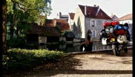 Παλιομοδίτικο χωριό της ηρεμίας 2 Γοητεία του χωριού: Γραφική θέα στην πόλη και την εξοχή